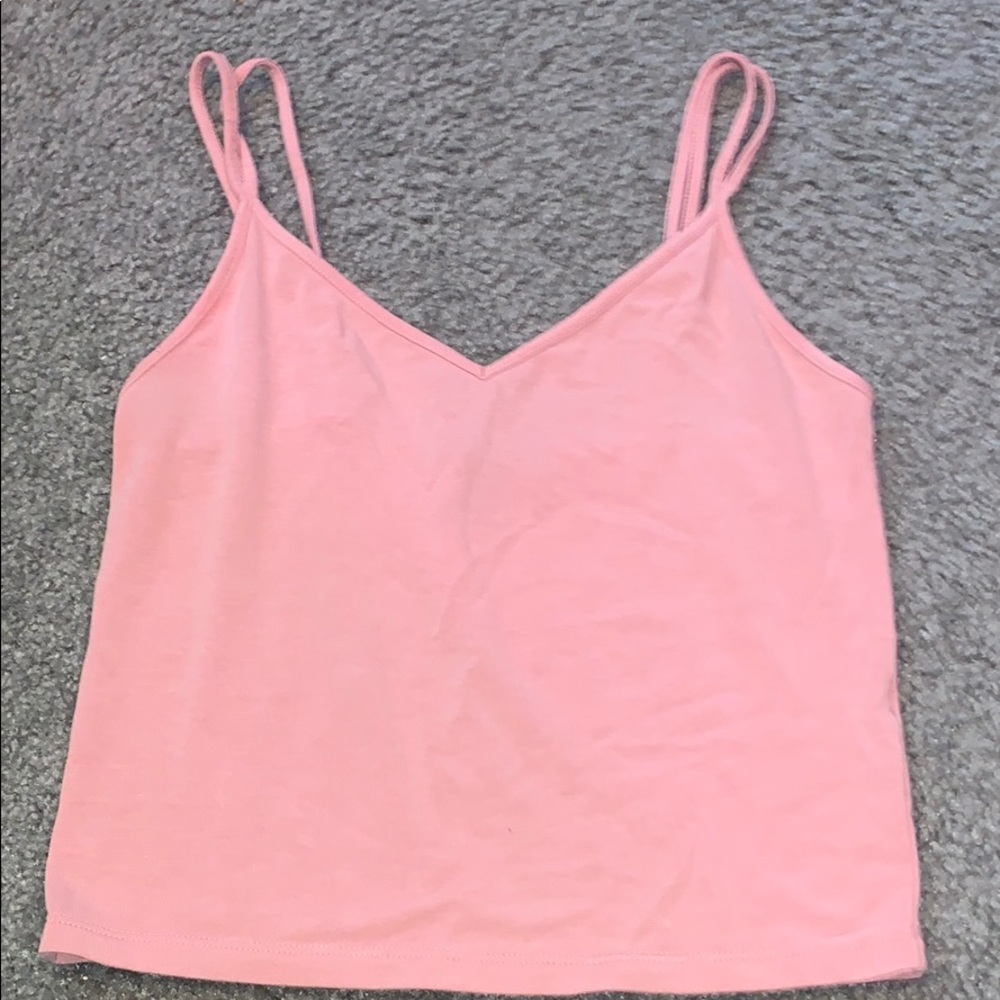 Light pink/peach crop tank